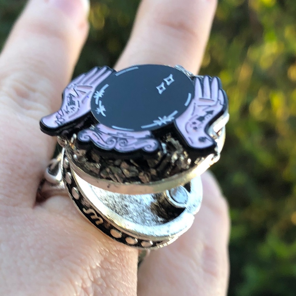 Poison ring! locket oracle occult fortune teller - Picture 2 of 8